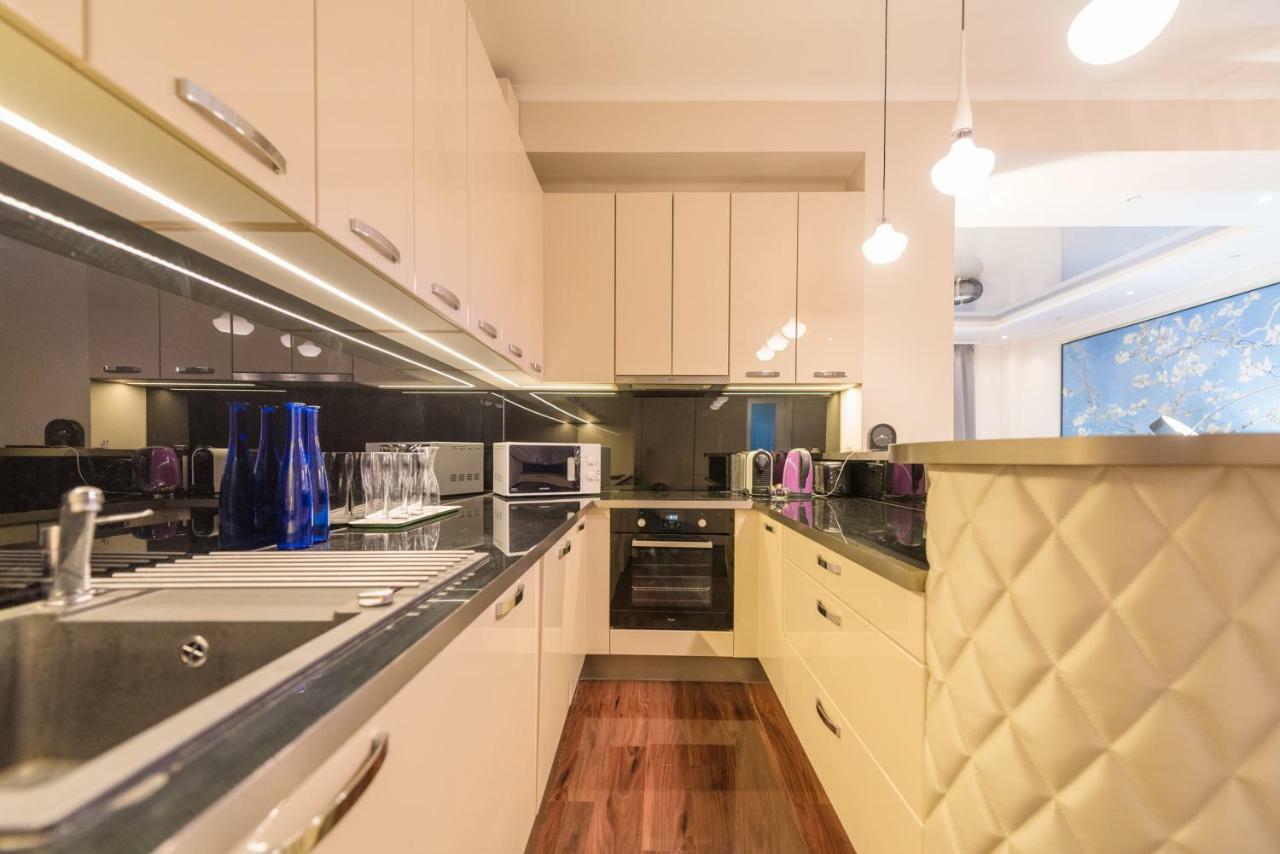 Oasis Apartments - Liberty Bridge บูดาเปสต์ ภายนอก รูปภาพ