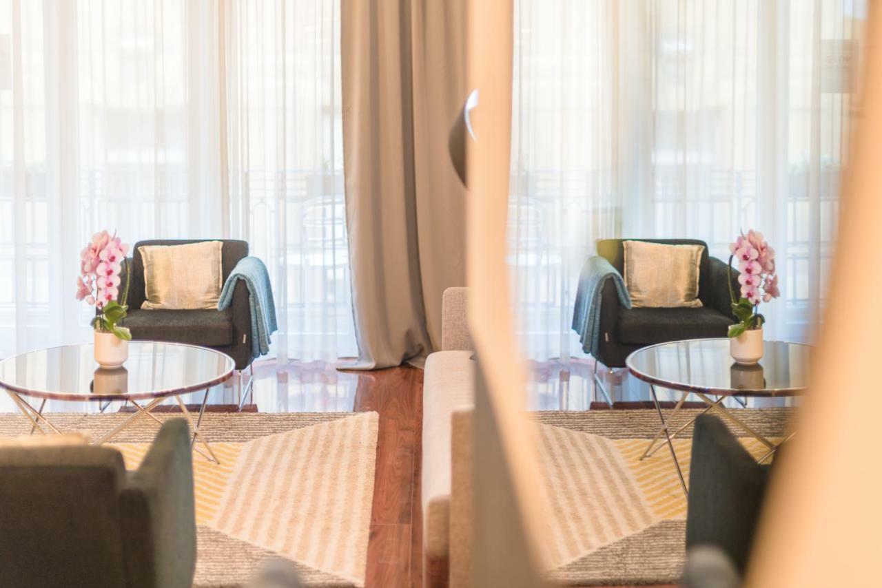 Oasis Apartments - Liberty Bridge บูดาเปสต์ ภายนอก รูปภาพ
